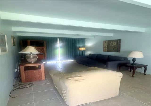 Photo 3 of House for sale at 4303 Club Cir, Lakeshore, FL 33854 | MLS# O6441374 | Listing updated on 2026-09-14