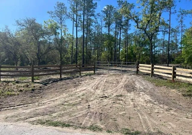 Photo 3 of Land for sale at Lot Sw 10 Barnicle Dr, Dunnellon, FL 34431 | MLS# O6441375 | Listing updated on 2026-09-13
