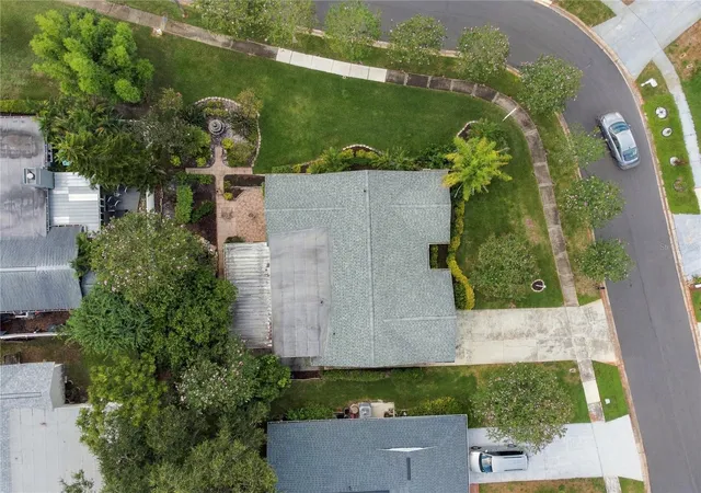 Photo 53 of Single family home for sale at 705 Leeward Way, PALM HARBOR, FL 34685 | MLS# TB8548137 | Listing updated on 2026-10-15