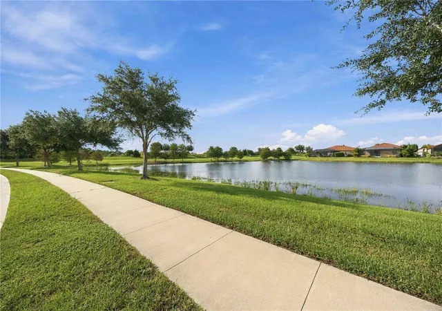 Photo 2 of Single family home for sale at 10157 Fiddlewood Dr, Venice, FL 34293 | MLS# D6148753 | Listing updated on 2026-09-14