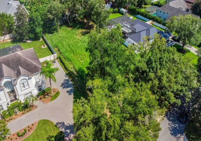 Photo 23 of Land for sale at Dingens Ave, Windermere, FL 34786 | MLS# O6441380 | Listing updated on 2026-09-13