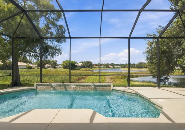 Photo 3 of Sale Pending at 130 Willow Bnd Way, Osprey, FL 34229 | MLS# TB8548160 | Listing updated on 2026-10-05