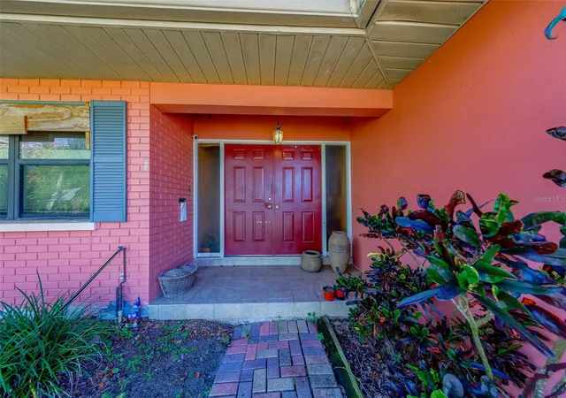 Photo 3 of Single family home for sale at 1105 Woodcrest Ave, Clearwater, FL 33756 | MLS# TB8548162 | Listing updated on 2026-10-17