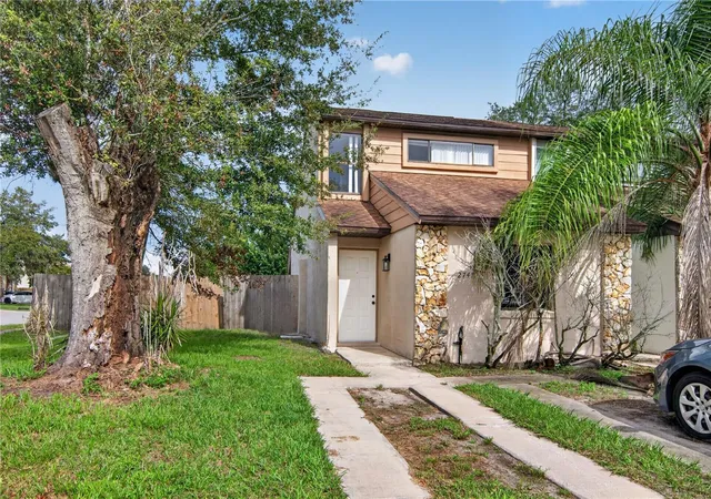 Photo 1 of Townhouse for sale at 2747 Gray Fox Ln, Orlando, FL 32826 | MLS# O6441385 | Listing updated on 2026-09-14