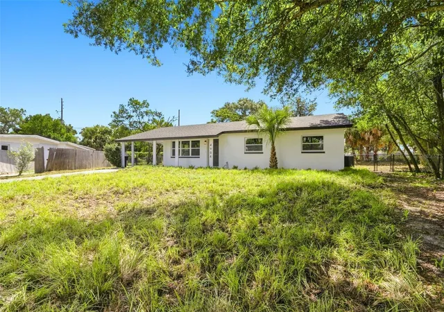 Photo 3 of Single family home for sale at 4904 Danny Boy Cir, Orlando, FL 32808 | MLS# O6441388 | Listing updated on 2026-09-13