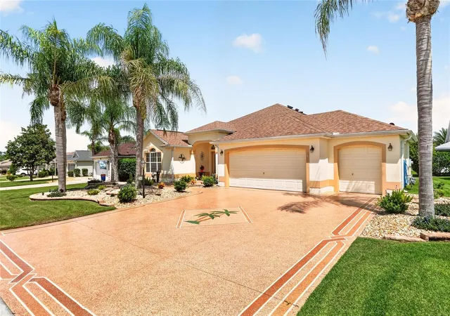 Photo 3 of Single family home for sale at 1705 Mount Croghan Trl, The Villages, FL 32162 | MLS# G5117726 | Listing updated on 2026-09-26