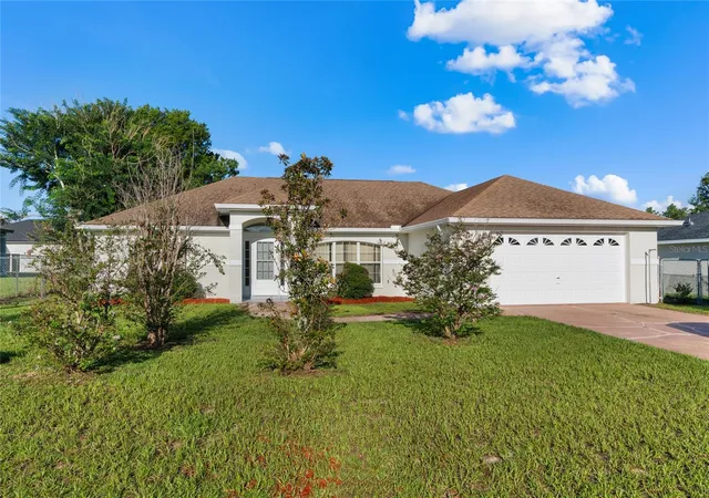 Photo 1 of Single family home for sale at 416 Marion Oaks Ln, Ocala, FL 34473 | MLS# OM732165 | Listing updated on 2026-09-21