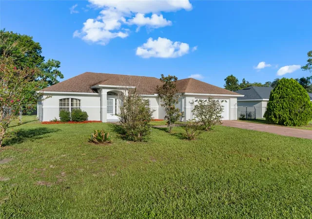 Photo 4 of Single family home for sale at 416 Marion Oaks Ln, Ocala, FL 34473 | MLS# OM732165 | Listing updated on 2026-09-21