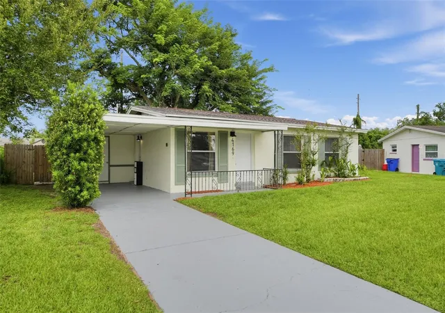 Photo 1 of Single family home for sale at 4169 Gaither St, Orlando, FL 32811 | MLS# S5157452 | Listing updated on 2026-09-23