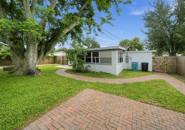 Photo 4 of Single family home for sale at 4169 Gaither St, Orlando, FL 32811 | MLS# S5157452 | Listing updated on 2026-09-23