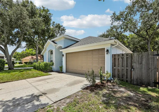 Photo 2 of Single family home for sale at 2455 Hickman Cir, Clearwater, FL 33761 | MLS# TB8548164 | Listing updated on 2026-10-04