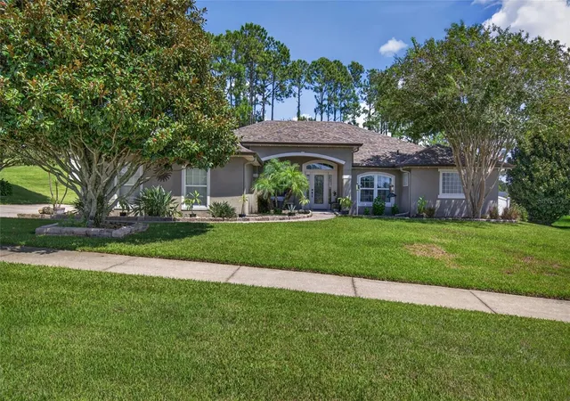 Photo 1 of Single family home for sale at 12902 Colonnade Cir, Clermont, FL 34711 | MLS# G5117727 | Listing updated on 2026-09-14