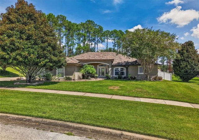 Photo 4 of Single family home for sale at 12902 Colonnade Cir, Clermont, FL 34711 | MLS# G5117727 | Listing updated on 2026-09-14