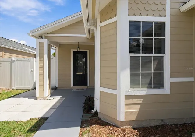 Photo 3 of Single family home for sale at 2011 Winslow Dr, Orlando, FL 32812 | MLS# O6441393 | Listing updated on 2026-09-13
