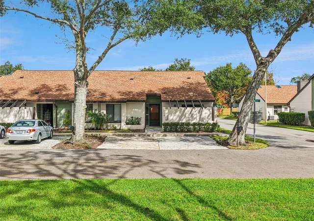 Condo for sale at 2352 Sun Valley Cir, WINTER PARK, FL 32792 | MLS# O6441394