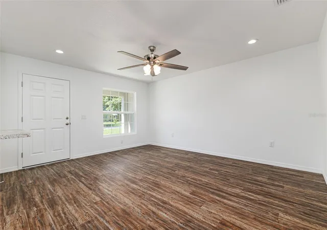 Photo 2 of Single family home for sale at 1855 Ave P SW, Winter Haven, FL 33880 | MLS# L4965020 | Listing updated on 2026-10-25