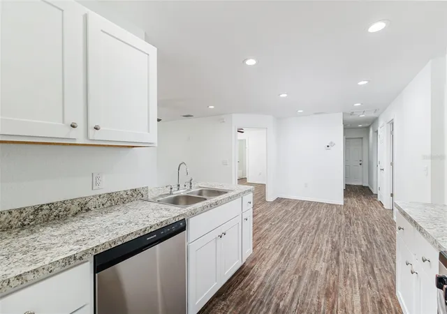 Photo 4 of Single family home for sale at 1855 Ave P SW, Winter Haven, FL 33880 | MLS# L4965020 | Listing updated on 2026-10-25