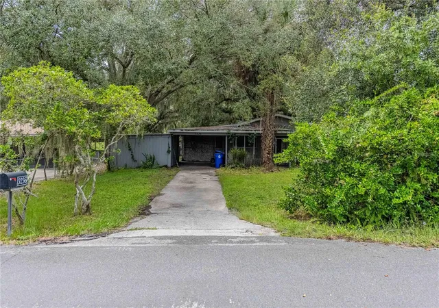 Photo 1 of Single family home for sale at 3236 Cullman Dr, Lakeland, FL 33805 | MLS# TB8548178 | Listing updated on 2026-09-15