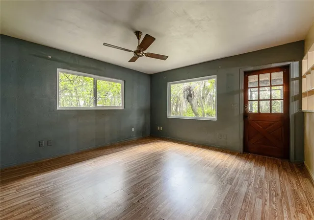 Photo 3 of Single family home for sale at 3236 Cullman Dr, Lakeland, FL 33805 | MLS# TB8548178 | Listing updated on 2026-09-15