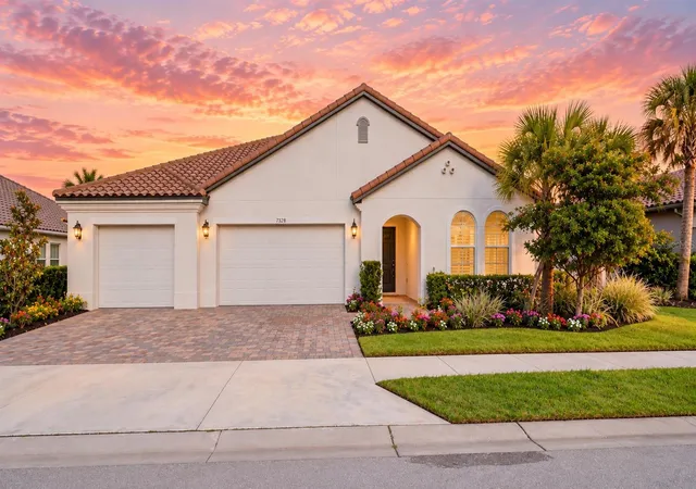 Single family home for sale at 7328 Great Egret Blvd, SARASOTA, FL 34241 | MLS# A4705930