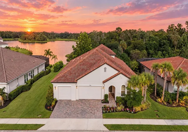 Photo 3 of Single family home for sale at 7328 Great Egret Blvd, Sarasota, FL 34241 | MLS# A4705930 | Listing updated on 2026-09-18