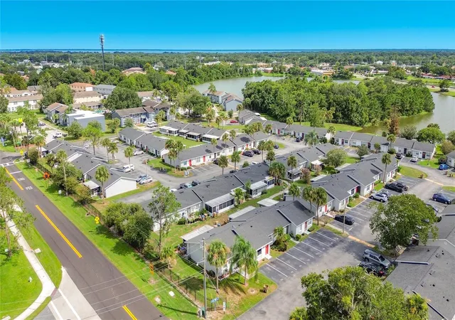 Photo 4 of Townhouse for sale at 74 Lake Villa Way, Kissimmee, FL 34743 | MLS# TB8548184 | Listing updated on 2026-09-22
