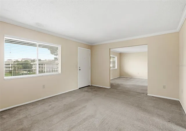 Listing Photo 5 - Condo for sale in building located at 115 Oyster Bay Cir, Altamonte Springs, FL 32701 - Unit #360