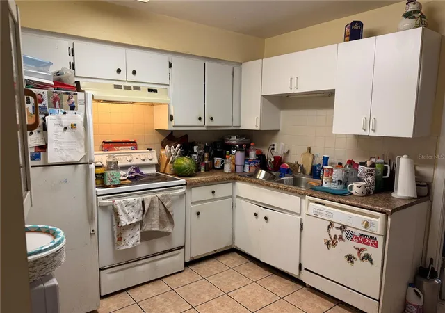 Photo 4 of House for sale at 2293 18th Avenue SW, Largo, FL 33774 | MLS# TB8548189 | Listing updated on 2026-09-13