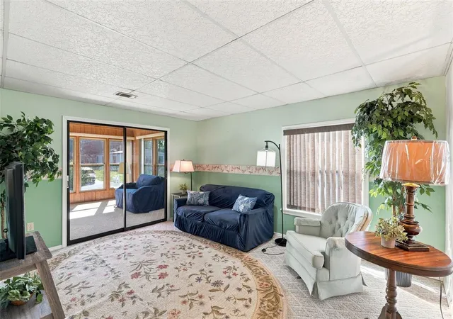 Photo 4 of Manufactured home for sale at 253 Menlo Park Ave, Davenport, FL 33897 | MLS# O6441410 | Listing updated on 2026-10-08