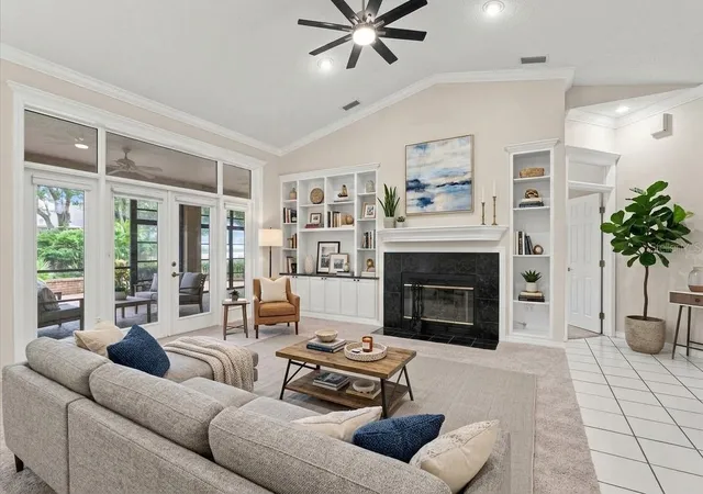 Photo 3 of Single family home for sale at 557 Sutton Rd, Auburndale, FL 33823 | MLS# L4965021 | Listing updated on 2026-09-19
