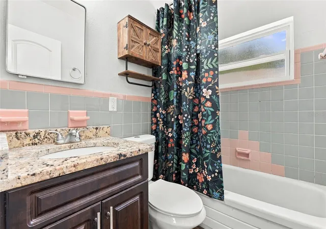 Photo 4 of Single family home for sale at 10594 104th Avenue, Largo, FL 33773 | MLS# TB8548209 | Listing updated on 2026-10-08
