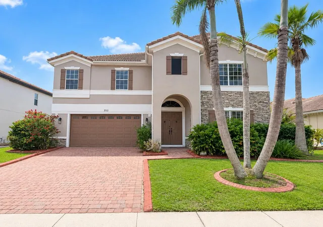 Photo 1 of Single family home for sale at 3915 Shoreview Dr, Kissimmee, FL 34744 | MLS# S5157461 | Listing updated on 2026-09-13