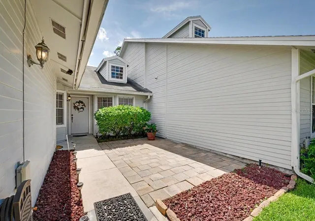 Photo 3 of Townhouse for sale at 4574 Wandering Oaks Ct, Jacksonville, FL 32257 | MLS# FC321419 | Listing updated on 2026-10-07