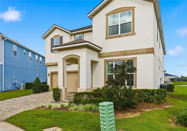 Photo 3 of Single family home for sale at 8911 Tropical Hvn Ct, Kissimmee, FL 34747 | MLS# O6441428 | Listing updated on 2026-09-26