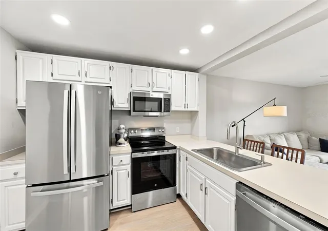 Photo 3 of Condo for sale at 106 1st Street E #113, Saint Petersburg, FL 33715 | MLS# TB8548225 | Listing updated on 2026-10-22