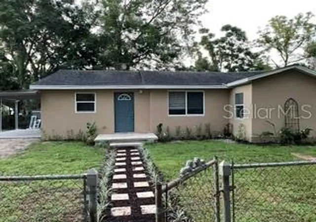 Photo 1 of Single family home for sale at 11617 Grovewood Ave, Thonotosassa, FL 33592 | MLS# TB8548234 | Listing updated on 2026-10-09