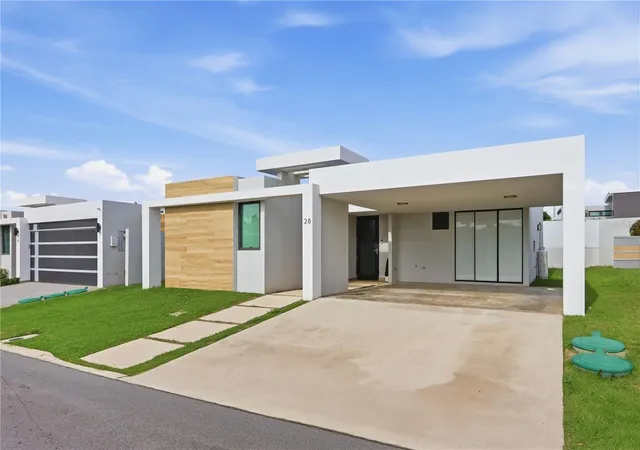 Photo 1 of Single family home for sale at 28 Calle Volga, Bayamon, PR 00959 | MLS# PR9124133 | Listing updated on 2026-10-28