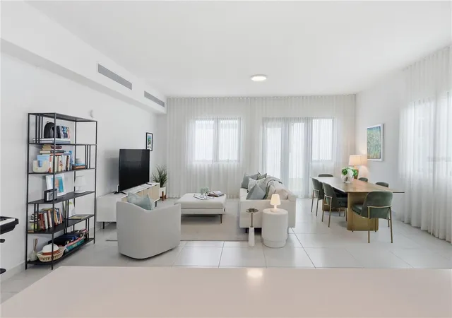 Photo 4 of Single family home for sale at 28 Calle Volga, Bayamon, PR 00959 | MLS# PR9124133 | Listing updated on 2026-10-28