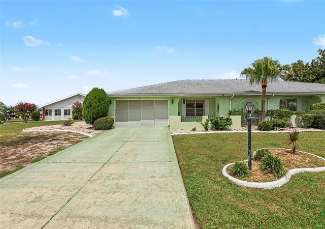 Photo 1 of Single family home for sale at 385 Clb Manor Dr, Sun City Center, FL 33573 | MLS# TB8548235 | Listing updated on 2026-09-15