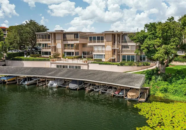 Listing Photo 5 - Condo for sale in building located at 311 E Morse Blvd, Winter Park, FL 32789 - Unit #1-5