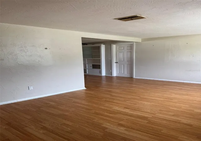 Photo 2 of Single family home for sale at 4640 Tropical Ln, Holiday, FL 34690 | MLS# TB8548238 | Listing updated on 2026-09-14