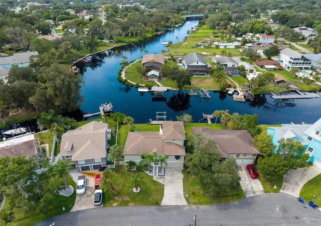 Photo 2 of Single family home for sale at 5517 Tropic Dr, New Port Richey, FL 34653 | MLS# W7889486 | Listing updated on 2026-09-14
