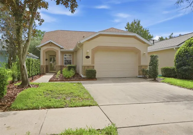 Photo 1 of Single family home for sale at 226 Stonington Way, Deland, FL 32724 | MLS# V4951251 | Listing updated on 2026-10-09