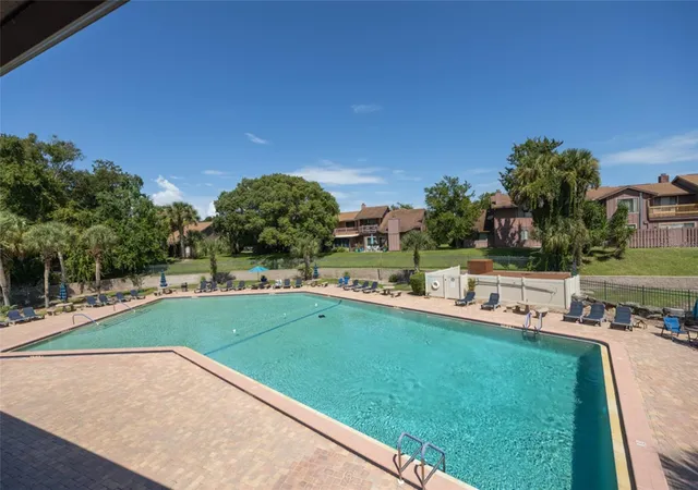 Photo 2 of Townhouse for sale at 5 Wildwood Trl N, Ormond Beach, FL 32174 | MLS# V4951252 | Listing updated on 2026-09-20