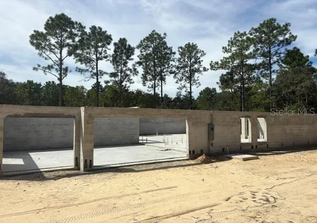 Photo 2 of Single family home for sale at 8454 SW 138th Terrace, Dunnellon, FL 34432 | MLS# OM732181 | Listing updated on 2026-09-14