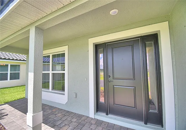 Photo 2 of Single family home for sale at 5403 Waterside Dr, Auburndale, FL 33823 | MLS# L4965024 | Listing updated on 2026-09-14