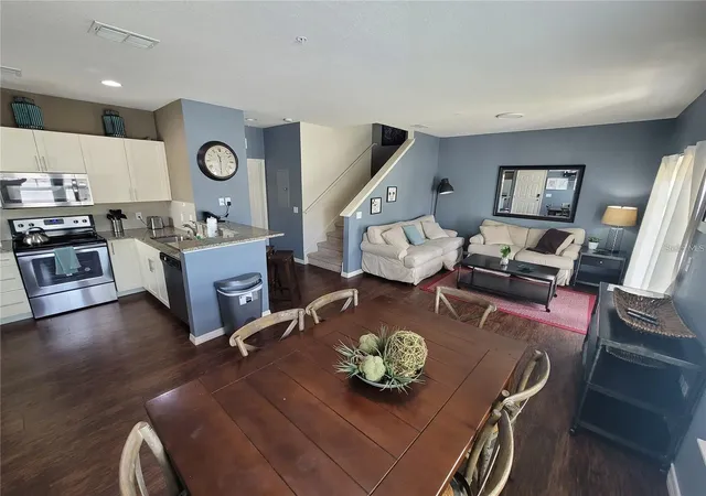 Photo 3 of Townhouse for sale at 8959 Shine Dr, Kissimmee, FL 34747 | MLS# O6441442 | Listing updated on 2026-09-15