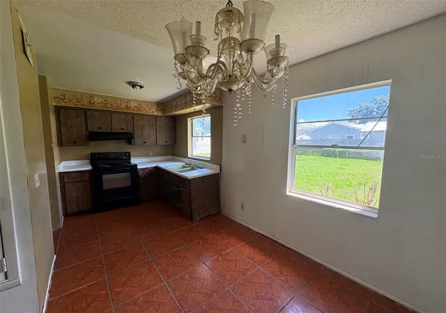 Photo 3 of Single family home for sale at 1114 Carefree Cvs Dr, Winter Haven, FL 33881 | MLS# P4939873 | Listing updated on 2026-09-14