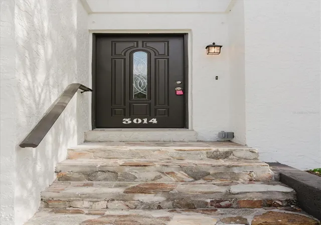 Photo 3 of Single family home for sale at 3014 S W Shore Blvd, Tampa, FL 33629 | MLS# TB8548252 | Listing updated on 2026-09-18