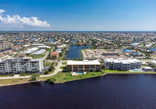 Photo 3 of Condo for sale at 1601 Park Beach Cir #18, Punta Gorda, FL 33950 | MLS# C7530692 | Listing updated on 2026-09-16